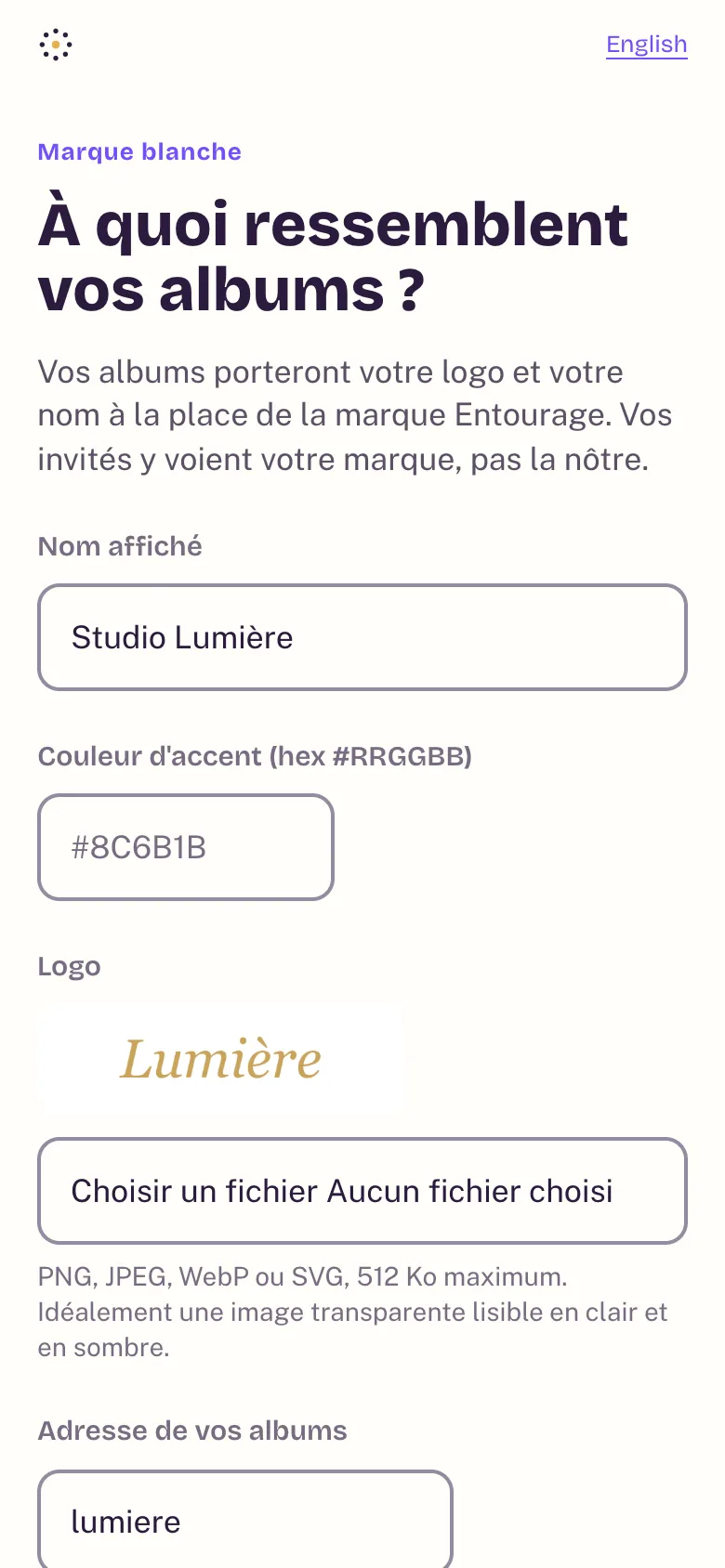 L'écran Marque blanche : nom affiché, logo et adresse de studio